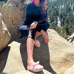 Fabletics capri leggings